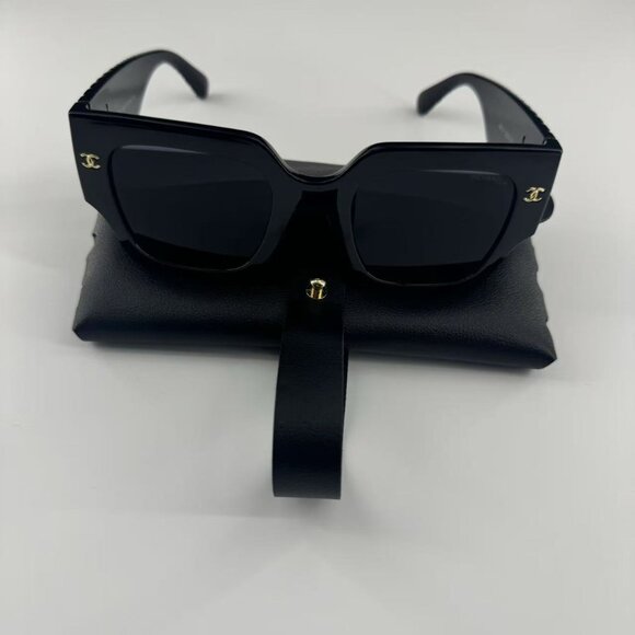 Chanel black glasses. - Picture 1 of 8